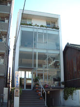 ビリヤードハウス