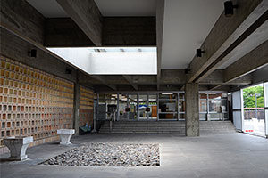 墨会館（現：尾西生涯学習センター墨会館）