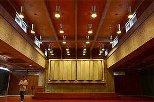 墨会館(現:尾西生涯学習センター墨会館)