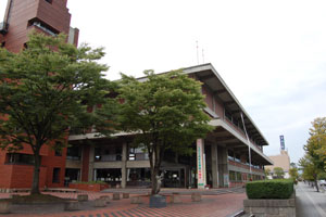 弘前市庁舎