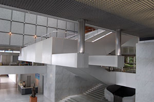 北九州市立美術館