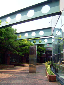 金沢市立玉川図書館