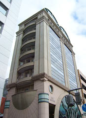 イタリヤード本社ビル