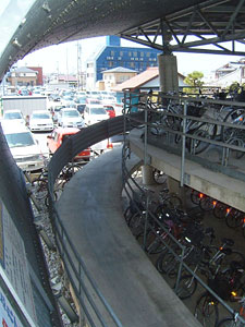 米原駅西口駐輪場（Cyclestation 米原）