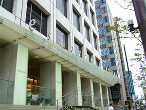 エスコルテ青山